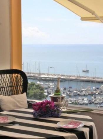 Apartment W Stunning View - Marina - Free Parking & Ac Funchal  Luaran gambar